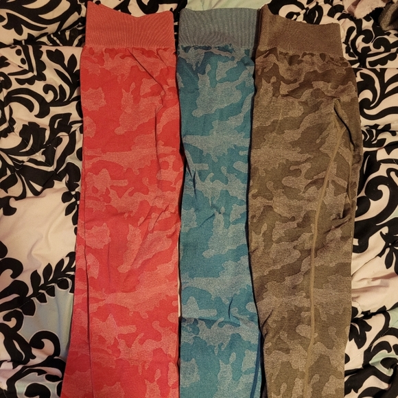 YEOREO Camo Women's Seamless High Waisted Leggings Size M - Picture 2 of 5